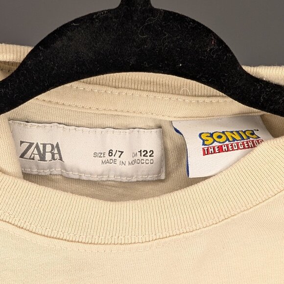 💜 2 for 30 💜 Zara Long Sleeve Cream Sonic the Hedgehog Shirt - Picture 4 of 5